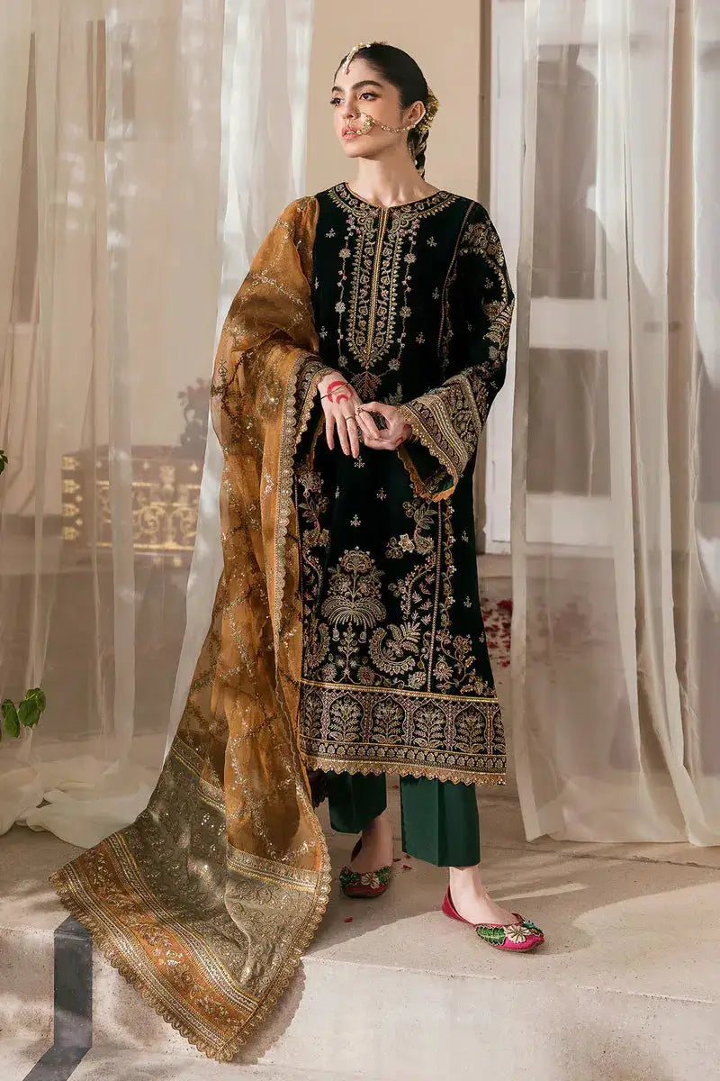 Baroque | Jahanara Luxury Velvet 23 | UF-255 - Pakistani Designer Dress - by Baroque | Type: Formal - 100% Original at Saira Sultan