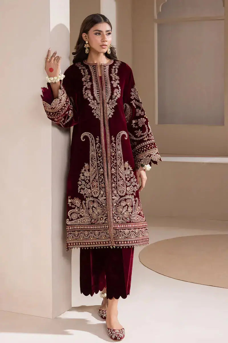 Baroque | Jahanara Luxury Velvet 23 | UF-421 - Pakistani Designer Dress - by Baroque | Type: Formal - 100% Original at Saira Sultan