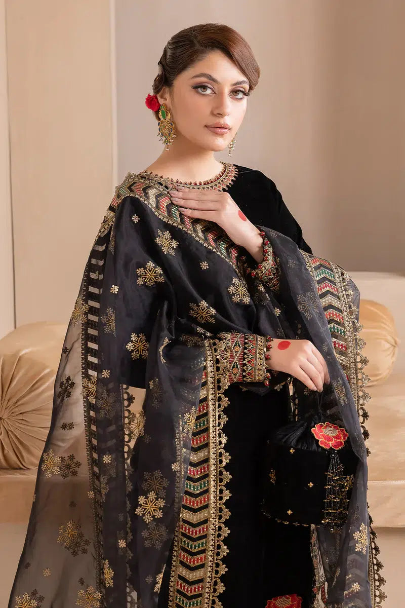 Baroque | Jahanara Luxury Velvet 23 | UF-427 - Pakistani Designer Dress - by Baroque | Type: Formal - 100% Original at Saira Sultan