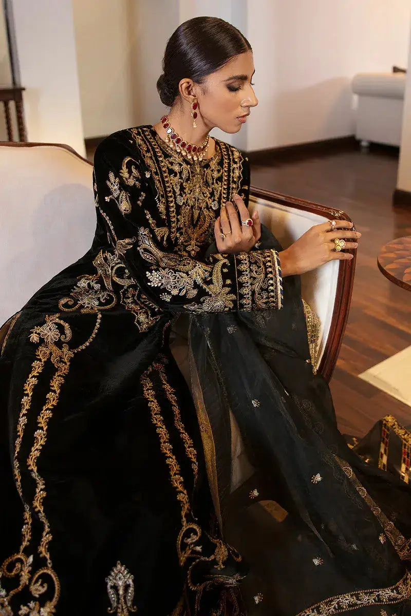 Baroque | Jahanara Luxury Velvet 23 | UF-42 - Pakistani Designer Dress - by Baroque | Type: Formal - 100% Original at Saira Sultan