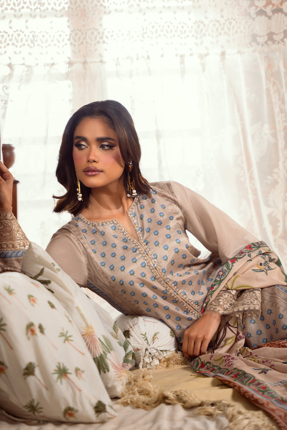Saira Rizwan | Dahini Silk Pret | MERCINA - SRLP06-25 L Beige Raw Silk