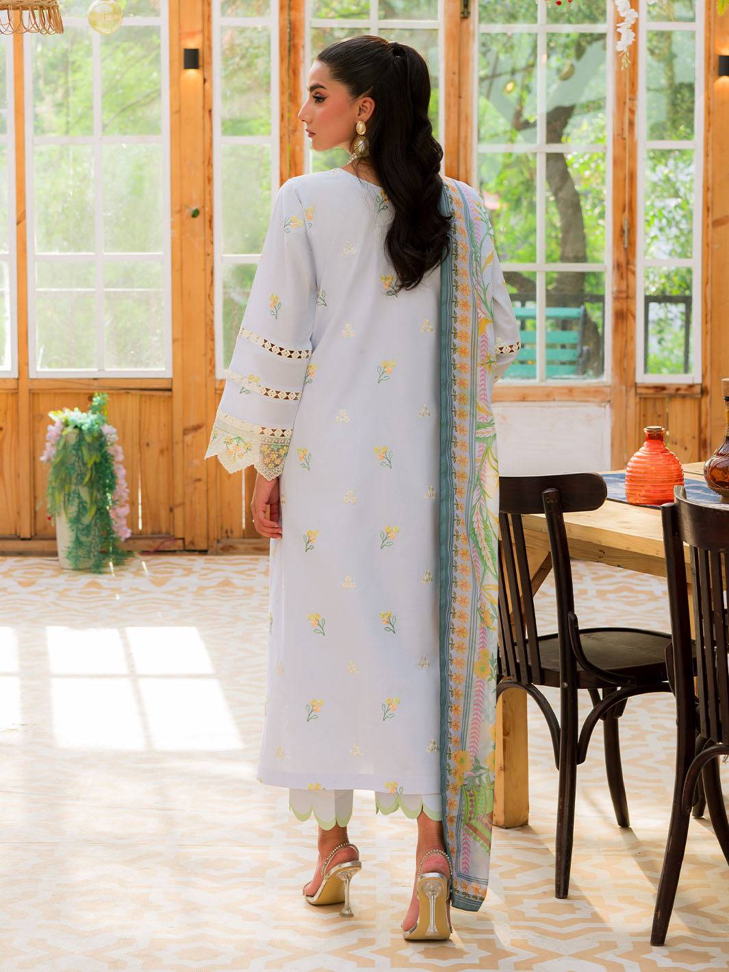 Mahnur | Bella Lawn 24 | BL - 03 - Pakistani Designer Dress - by Mahnur | Type: Luxury - 100% Original at Saira Sultan
