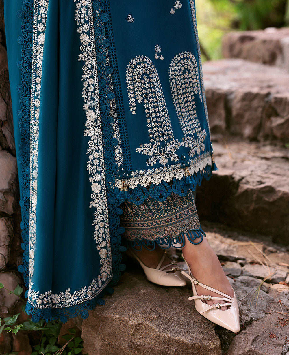Republic Womenswear | Talia Luxury Lawn 25 | D6-B - Naya M Teal Blue Lawn