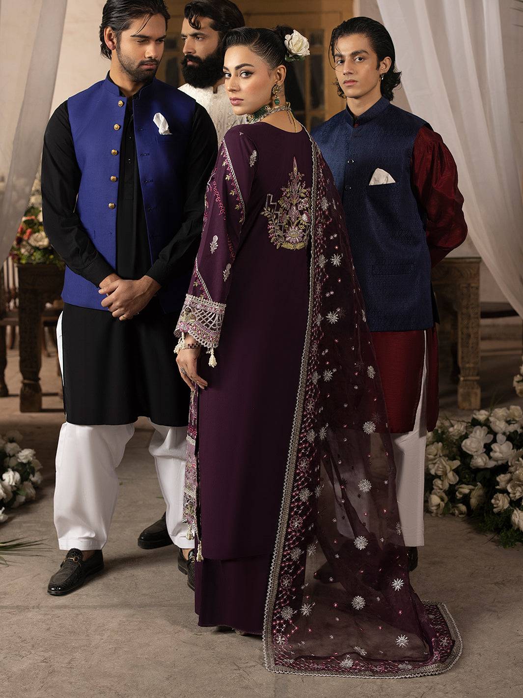 Mahnur | Mahrukh Luxury Lawn 24 | ESME - Pakistani Designer Dress - by Mahnur | Type: Luxury - 100% Original at Saira Sultan