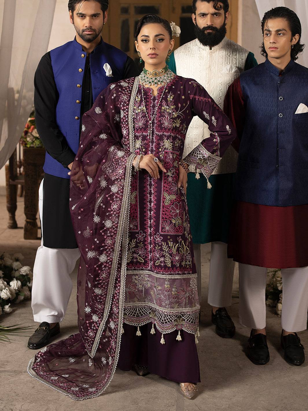 Mahnur | Mahrukh Luxury Lawn 24 | ESME - Pakistani Designer Dress - by Mahnur | Type: Luxury - 100% Original at Saira Sultan