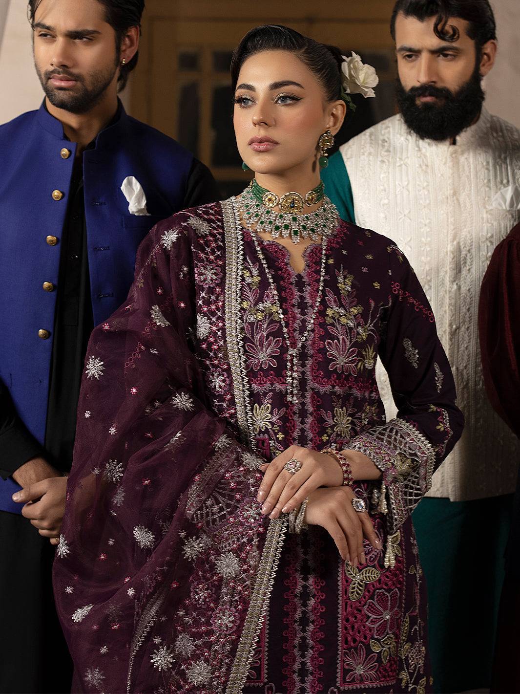 Mahnur | Mahrukh Luxury Lawn 24 | ESME - Pakistani Designer Dress - by Mahnur | Type: Luxury - 100% Original at Saira Sultan