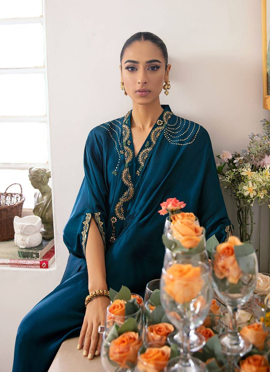 Farah Talib Aziz | Mayna Festive Luxe | Nami - Pakistani Designer Dress - by Farah Talib Aziz | Type: Bridal - 100% Original at Saira Sultan