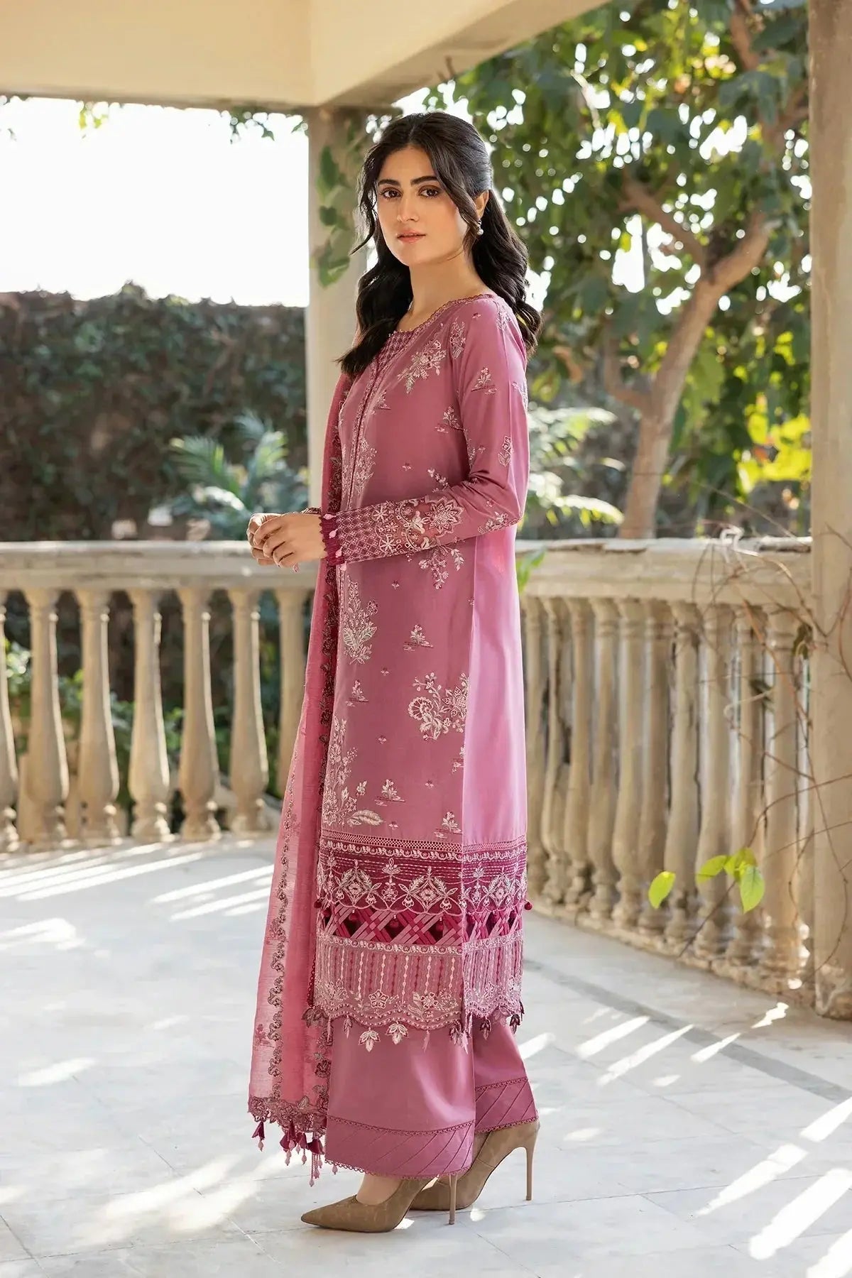Farasha | Bahaar Embroidered Lawn | Rose Garland - Pakistani Designer Dress - by Farasha | Type: Luxury - 100% Original at Saira Sultan