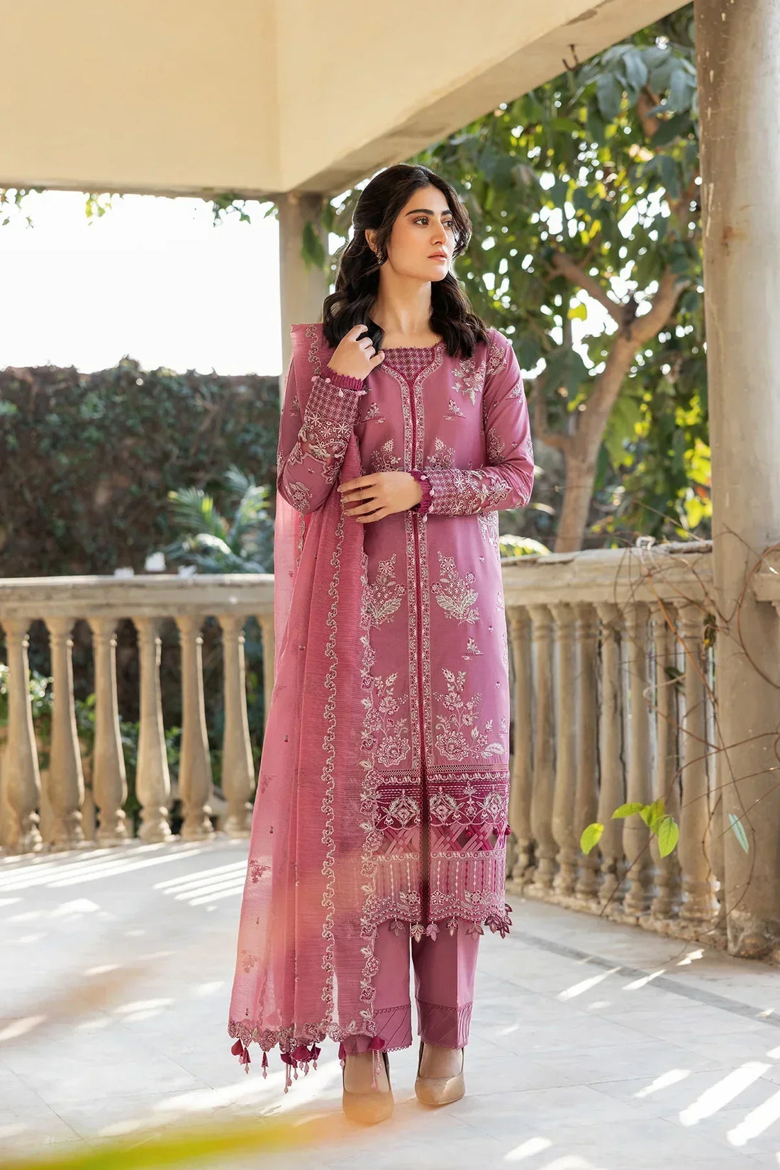 Farasha | Bahaar Embroidered Lawn | Rose Garland -  Farasha Luxury -  Saira Sultan