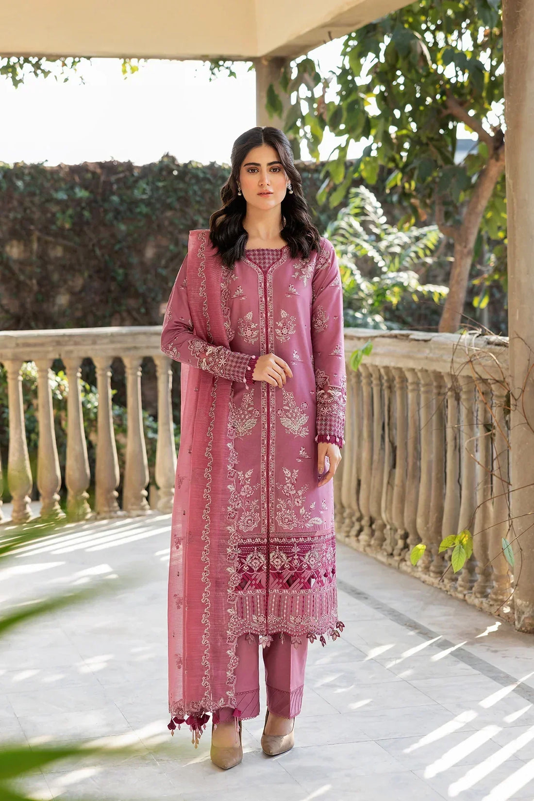 Farasha | Bahaar Embroidered Lawn | Rose Garland -  Farasha Luxury -  Saira Sultan