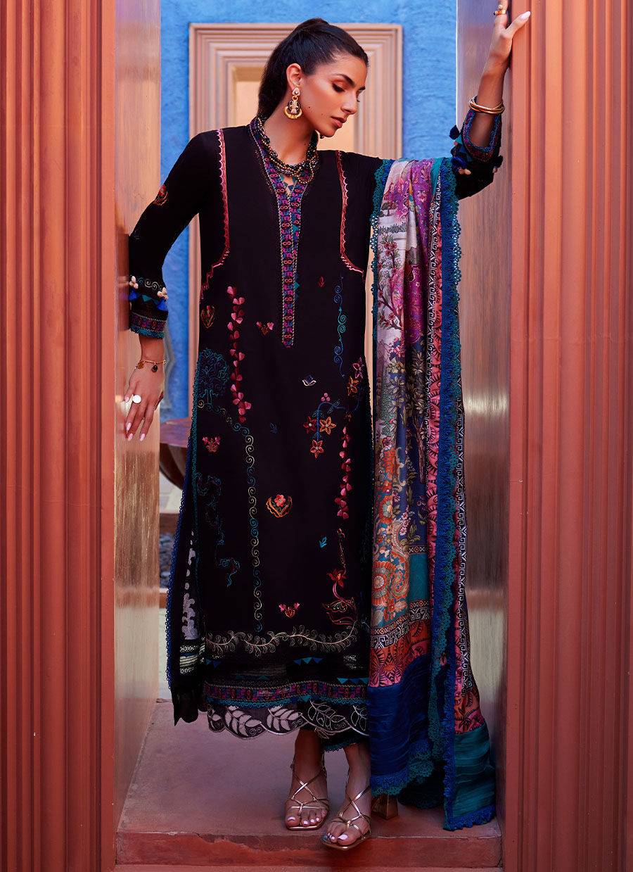 Farah Talib Aziz | Suay Lawn 24 | ILARIA BLACK - Pakistani Designer Dress - by Farah Talib Aziz | Type: Luxury - 100% Original at Saira Sultan