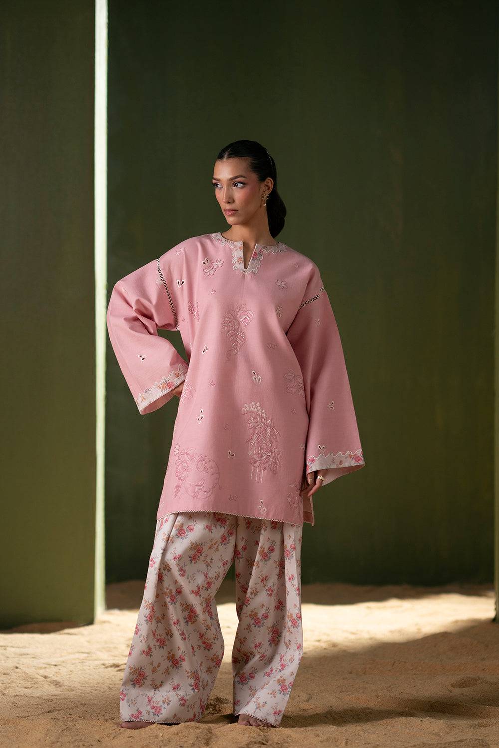 Saira Rizwan | Joolie Co ords | JOOLIE PINK - JBP25-08 - Pakistani Designer Dress - by Saira Rizwan - Type : Ladies Clothes - 100% Original at Saira Sultan