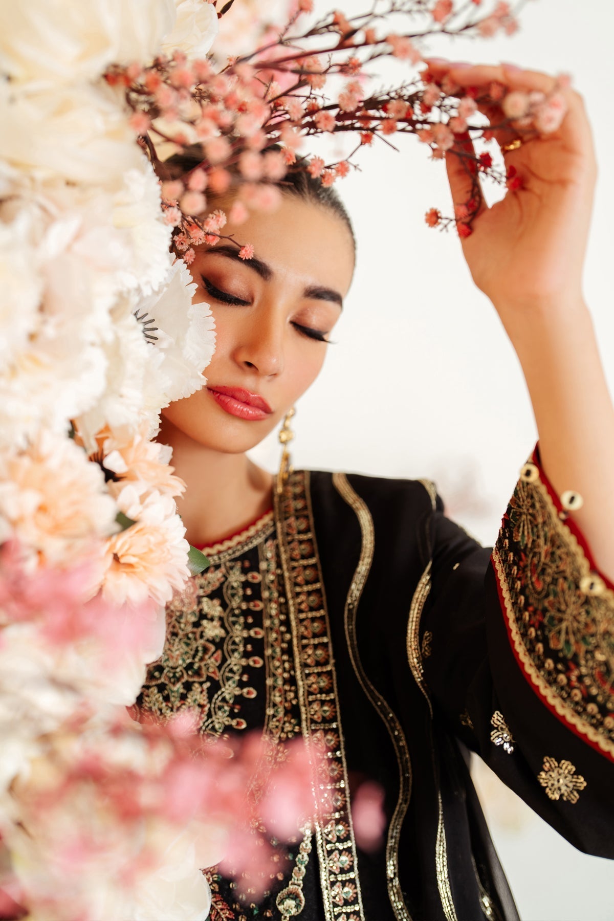 Alizeh | Luxury Raw Silk | AF-RS-07-GALE L Black Raw Silk