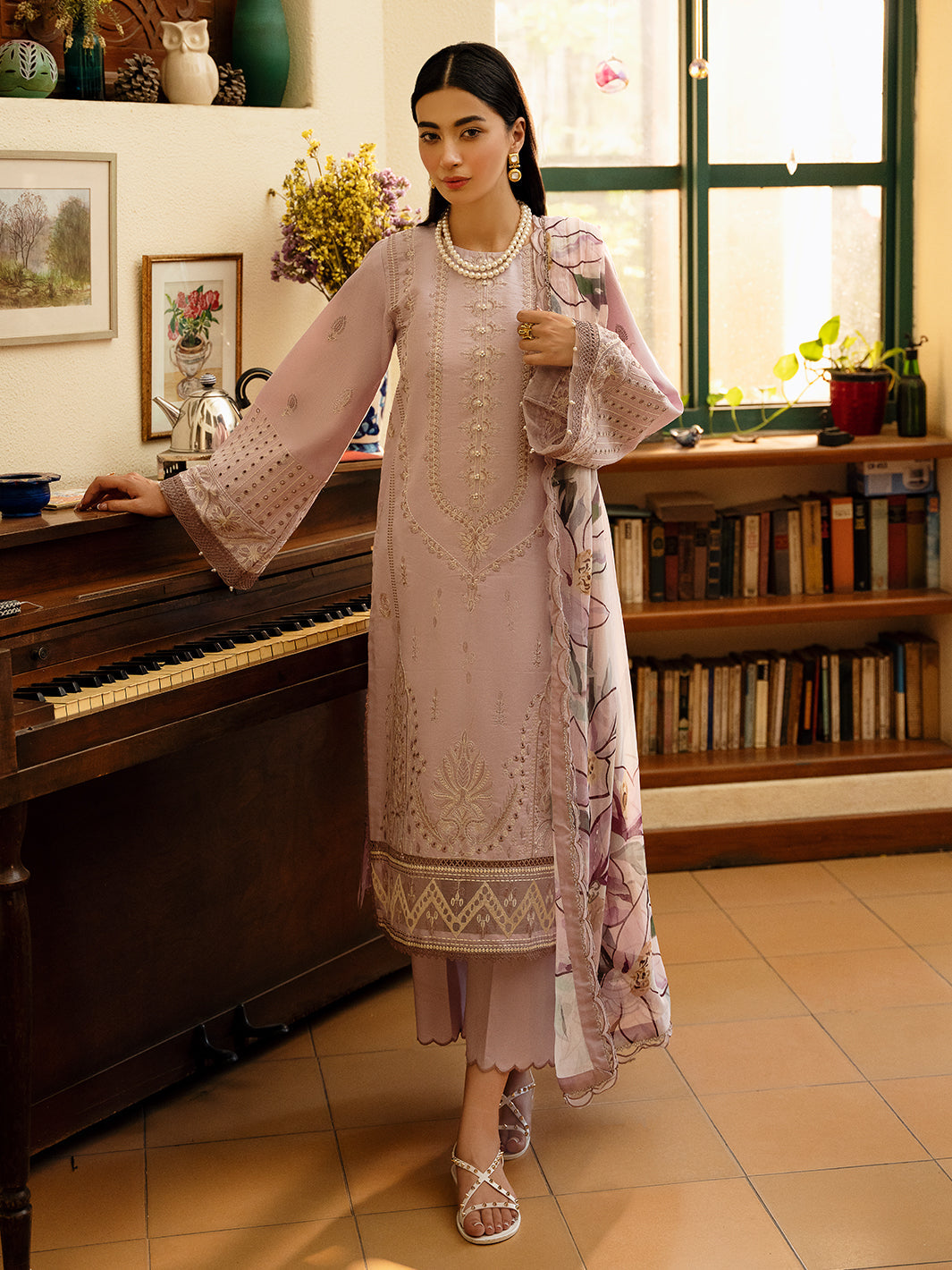 Izel | Dastak Luxury Lawn | GUL -  Izel Ladies Clothes -  Saira Sultan