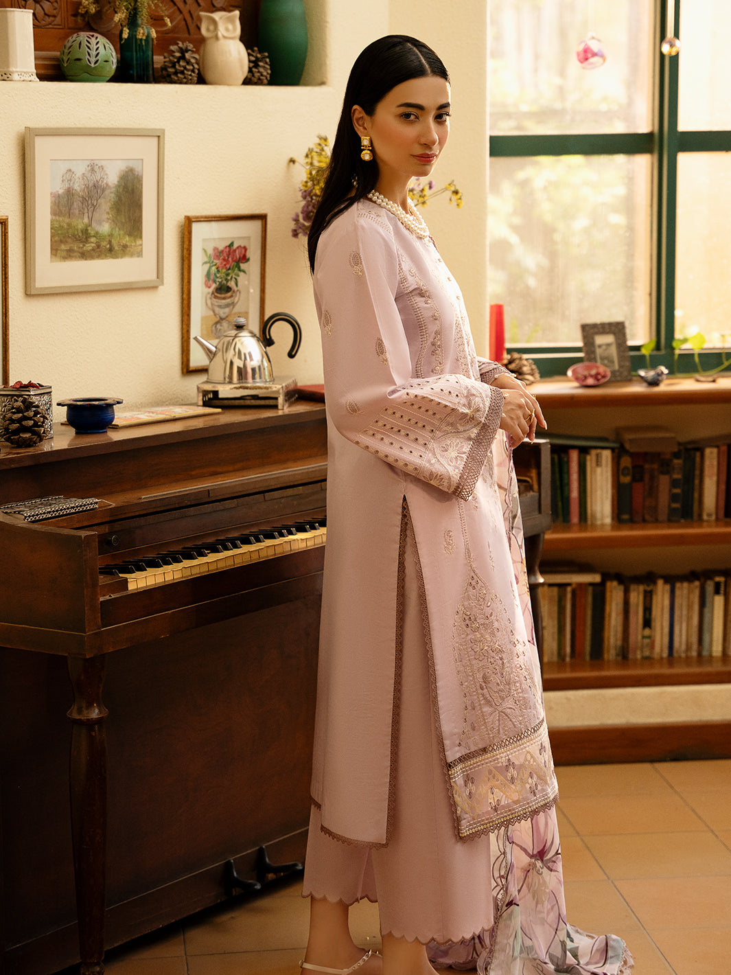 Izel | Dastak Luxury Lawn | GUL -  Izel Ladies Clothes -  Saira Sultan