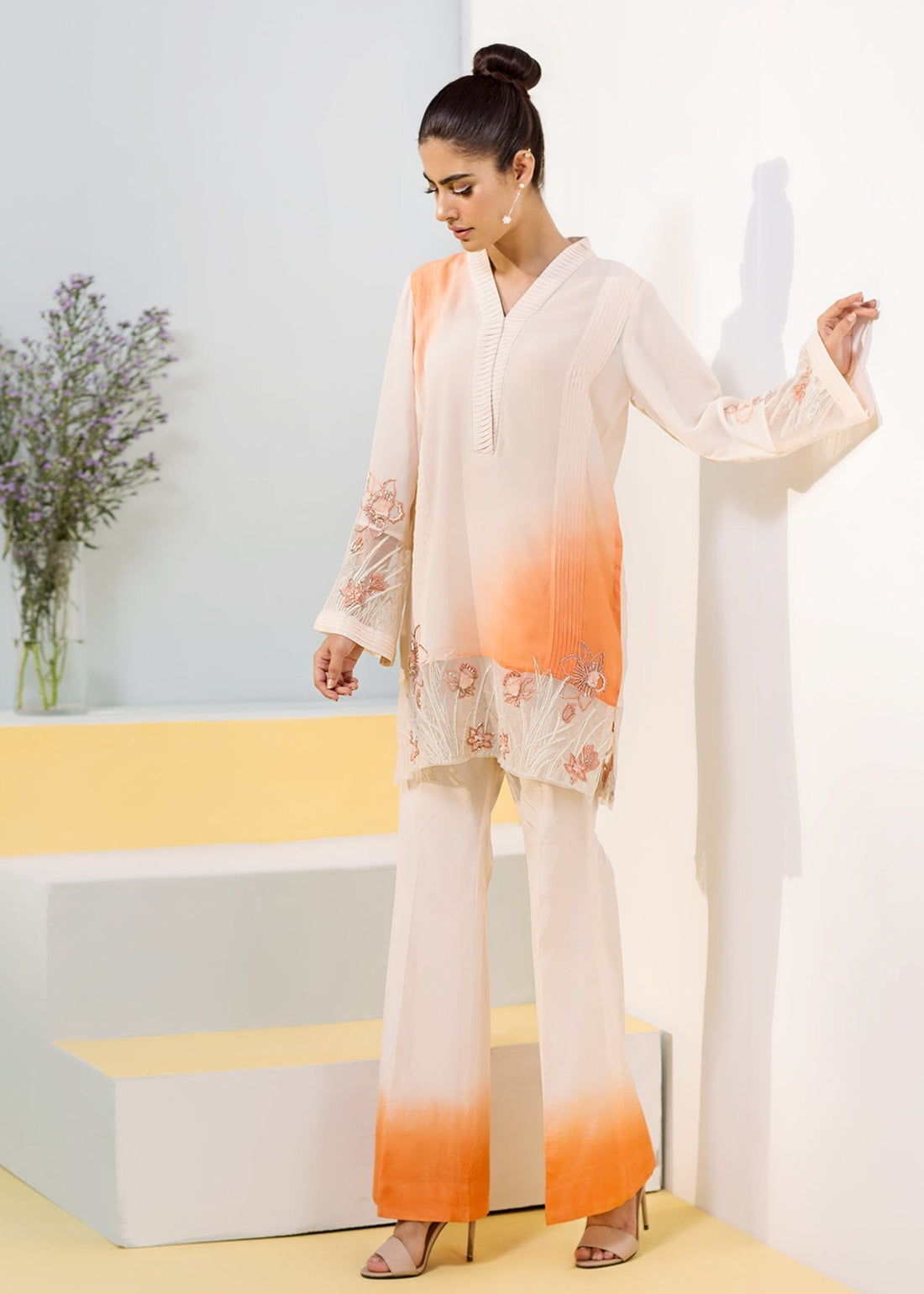 Hana | Daffodils Ready to Wear | Jet Fire XS Off White