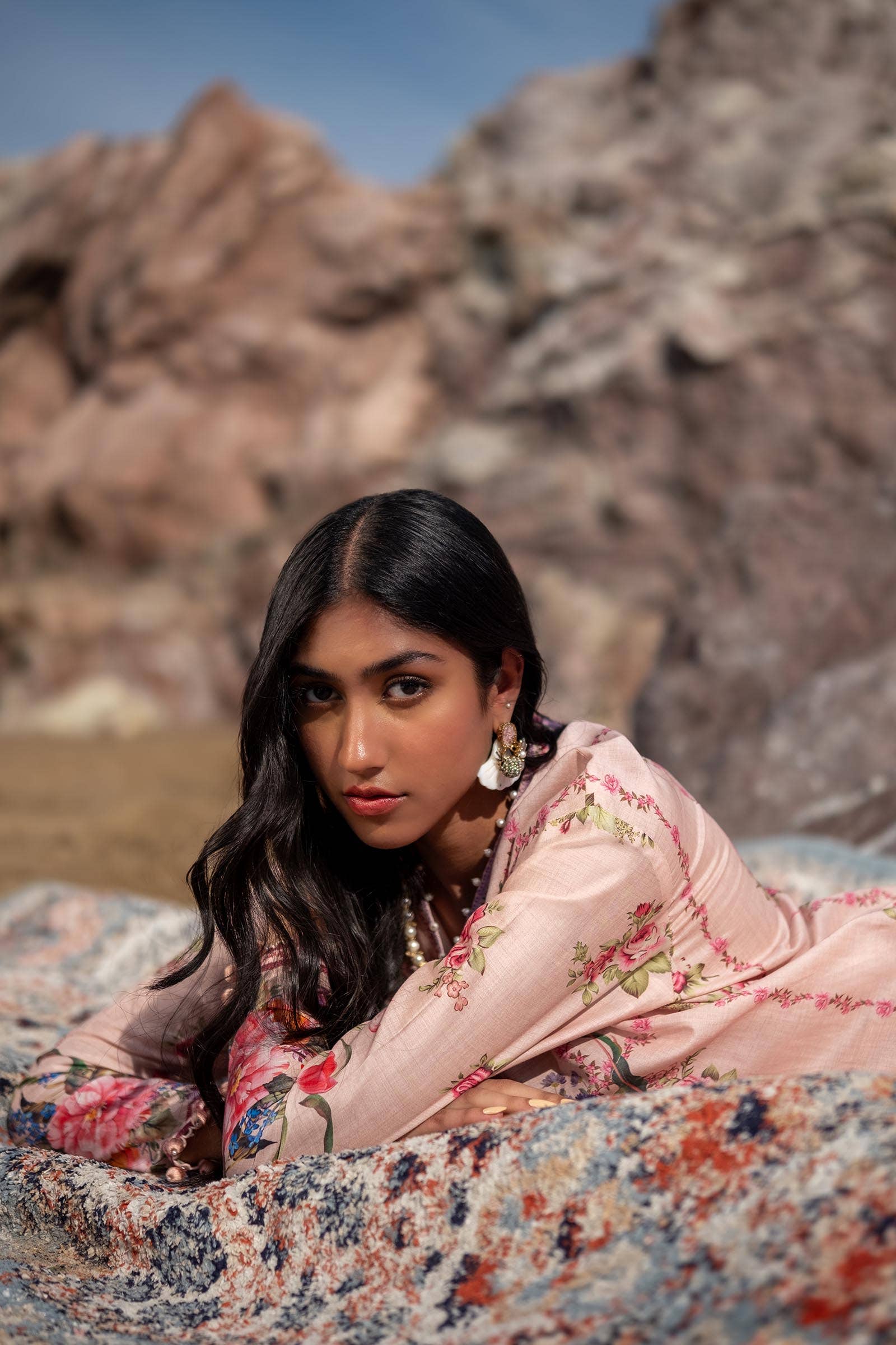 Sana Safinaz | Mahay Spring 24 | H241-026A-3CS - Pakistani Designer Dress - by Sana Safinaz | Type: Luxury - 100% Original at Saira Sultan