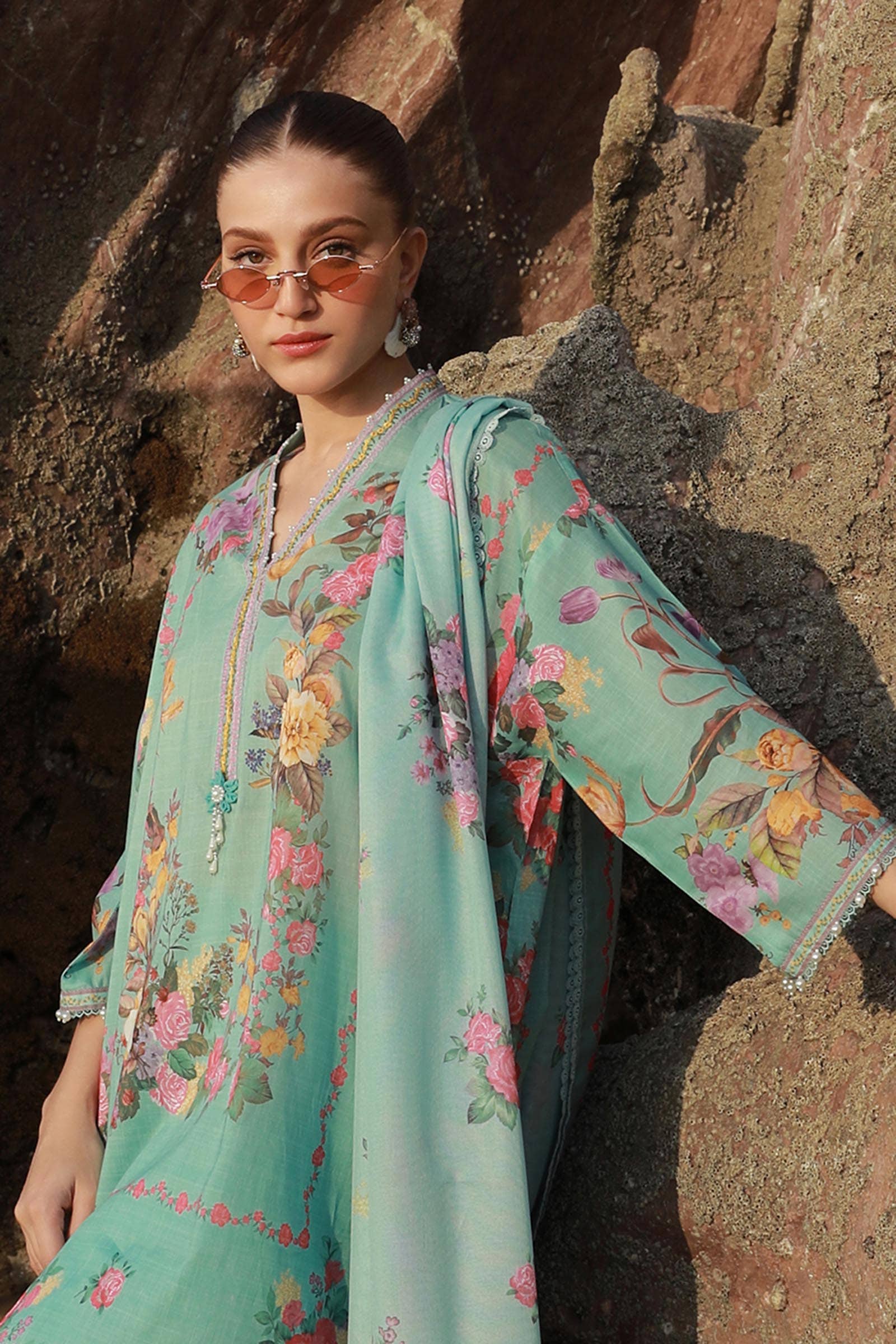 Sana Safinaz | Mahay Spring 24 | H241-026B-3CS - Pakistani Designer Dress - by Sana Safinaz | Type: Luxury - 100% Original at Saira Sultan