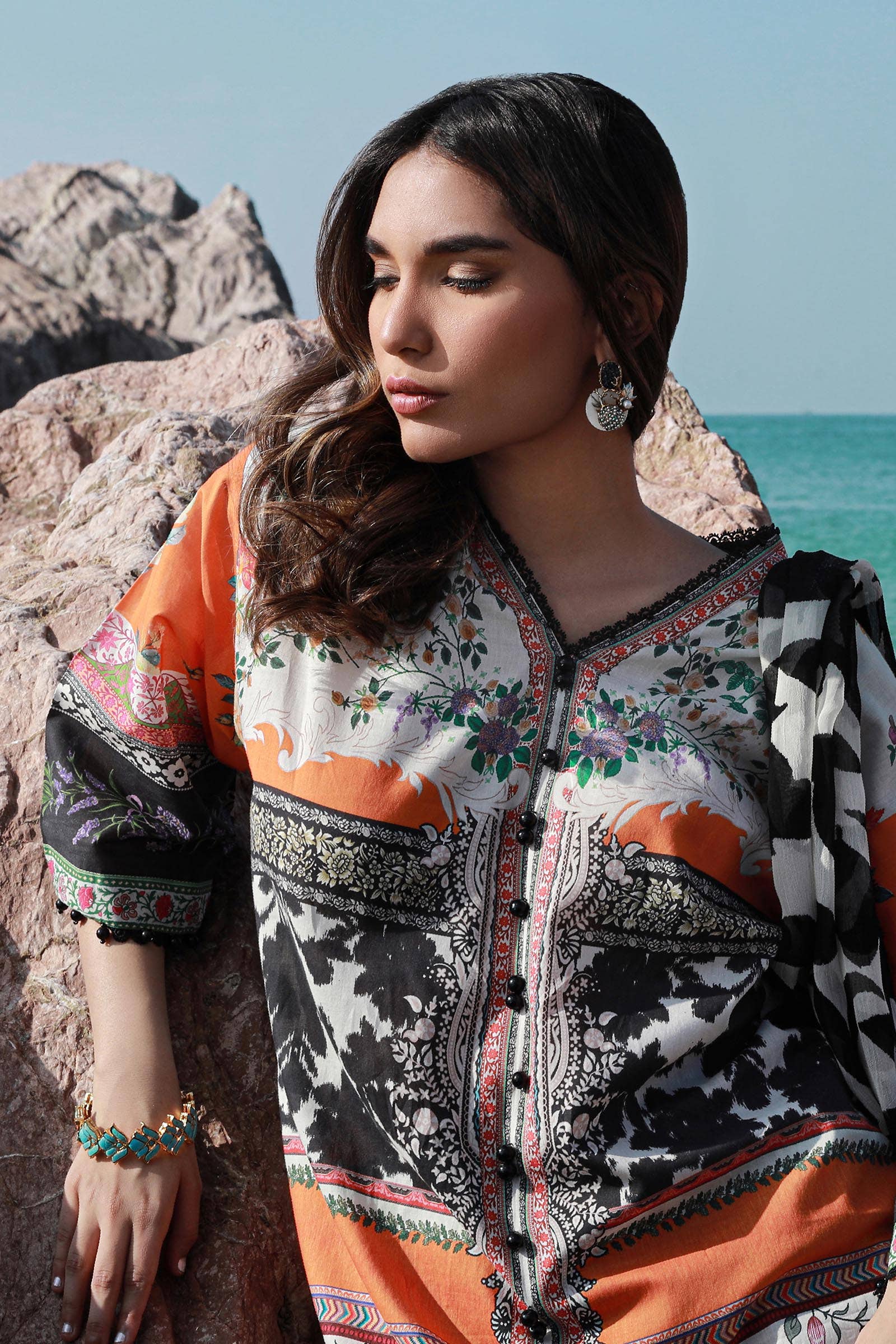 Sana Safinaz | Mahay Spring 24 | H241-027B-2I - Pakistani Designer Dress - by Sana Safinaz | Type: Luxury - 100% Original at Saira Sultan