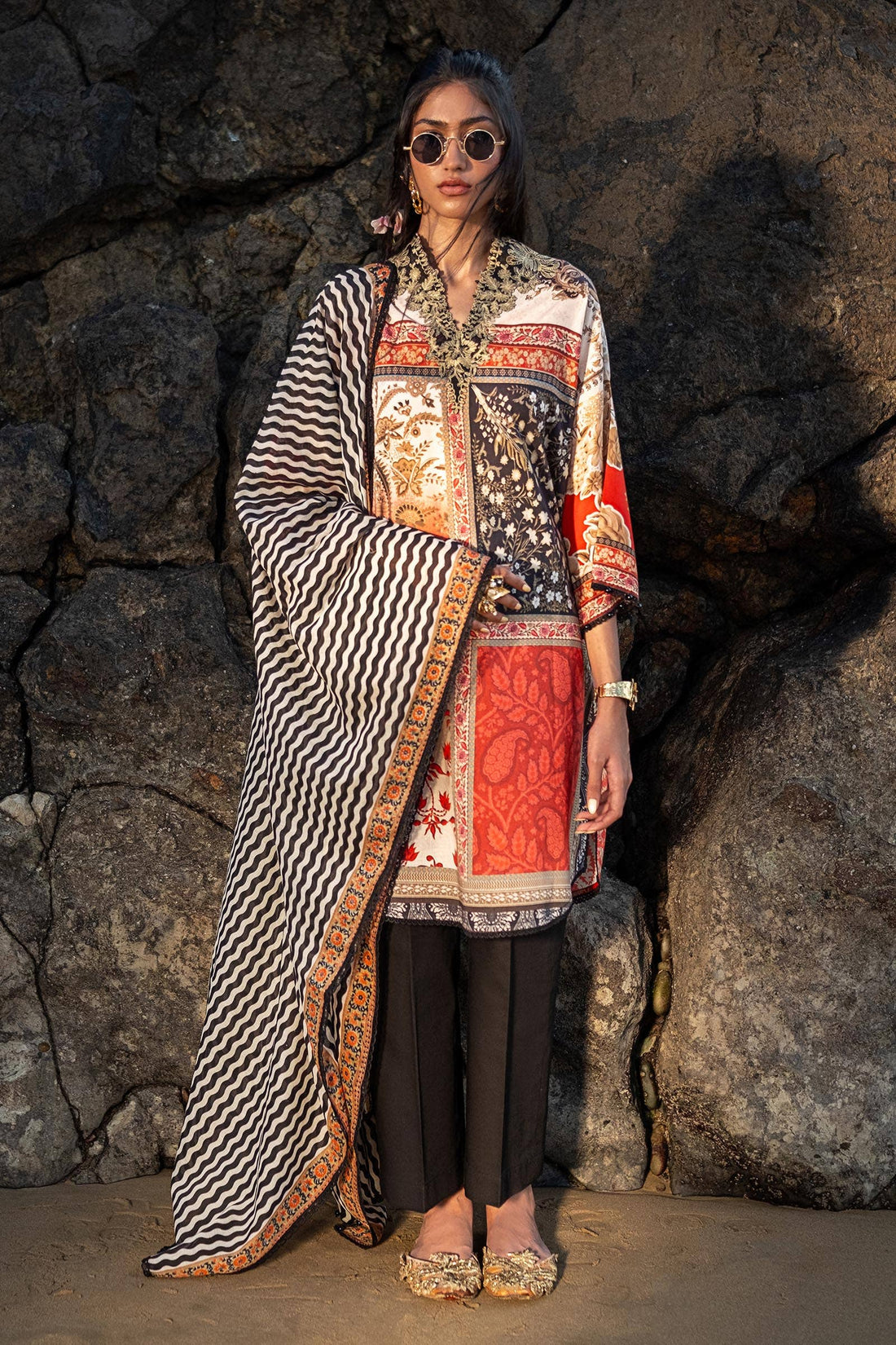Sana Safinaz | Mahay Spring 24 | H241-028A-2BG - Pakistani Designer Dress - by Sana Safinaz | Type: Luxury - 100% Original at Saira Sultan