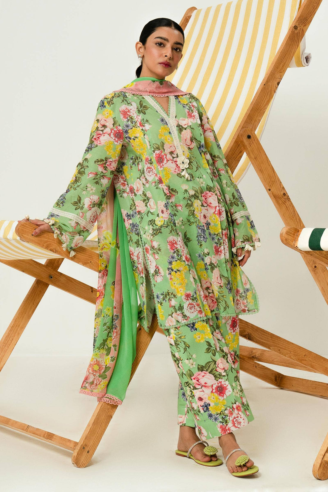 Sana Safinaz | Mahay Summer Lawn 24 | S-35 - Pakistani Designer Dress - by Sana Safinaz | Type: Luxury - 100% Original at Saira Sultan