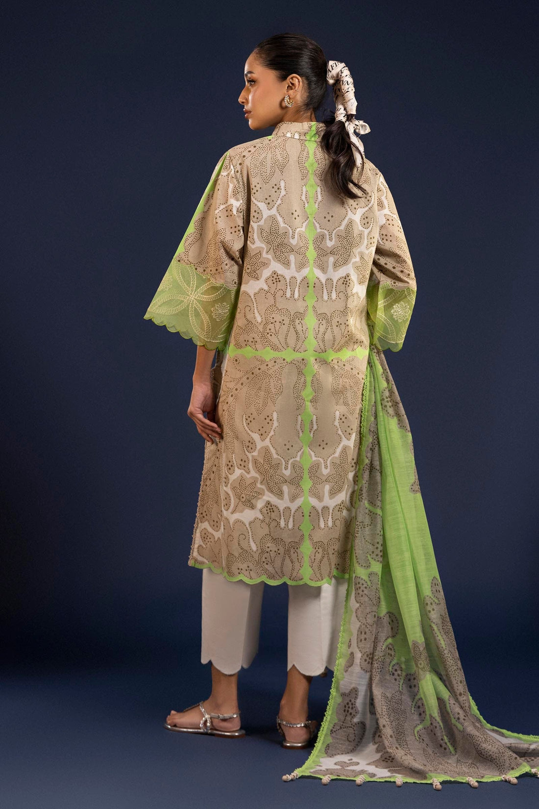 Sana Safinaz | Mahay Spring 25 | H251-004B-2DD - Pakistani Designer Dress - by Sana Safinaz - Type : Ladies Clothes - 100% Original at Saira Sultan