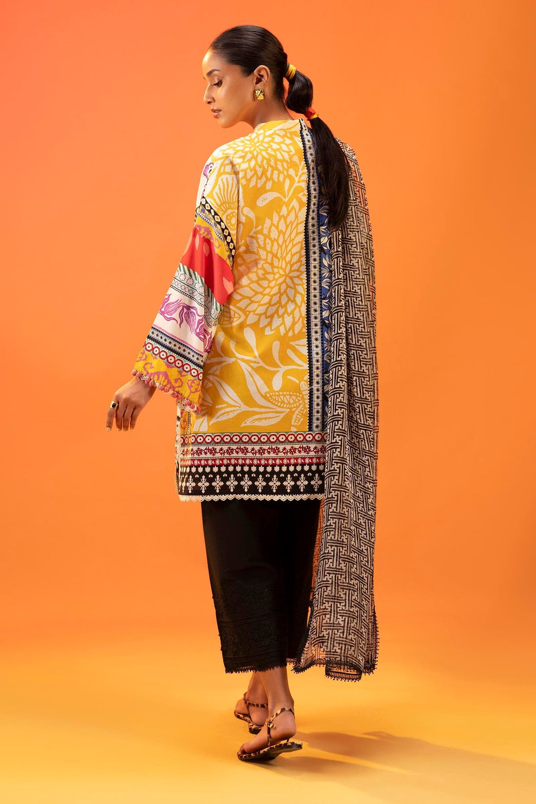 Sana Safinaz | Mahay Summer 25 | 002A XS White Lawn