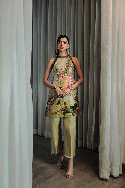 Saira Rizwan | Riona Luxury Formals | Lena - Pakistani Designer Dress - by Saira Rizwan | Type: Formal - 100% Original at Saira Sultan