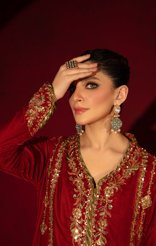 Maya | Raazi Velvet 24 | IMROZ M Maroon Velvet
