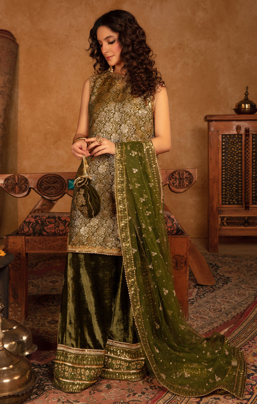 Maya | Raazi Velvet 24 | GULZAR L Olive Green Zari