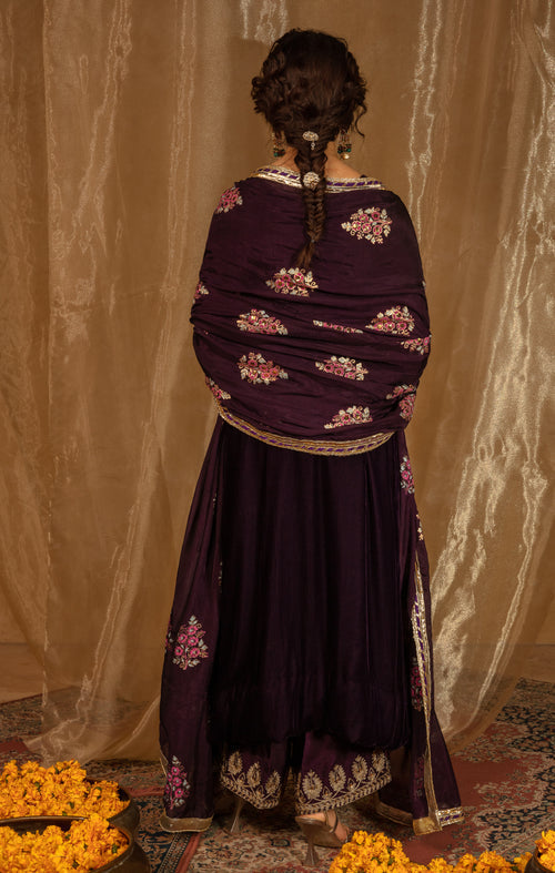 Maya | Raazi Velvet 24 | IBAARAT XS Deep Purple Velvet