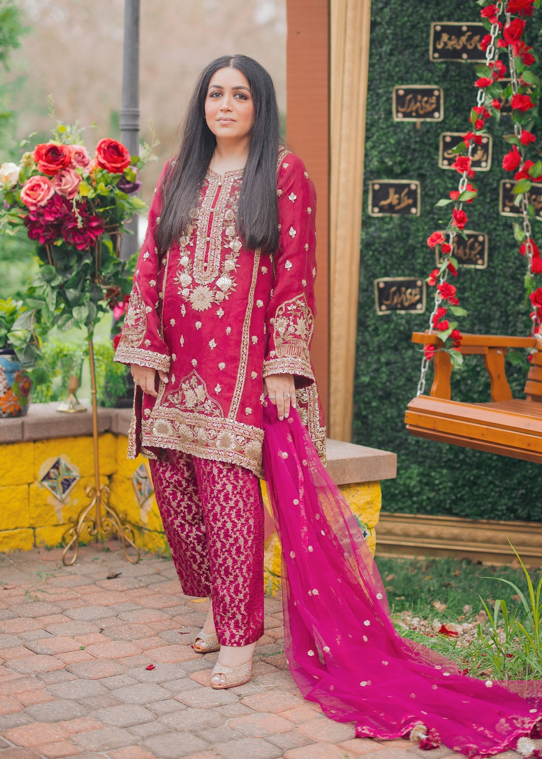 Mahgul | Dilara Formals | Ammara XS Red Organza