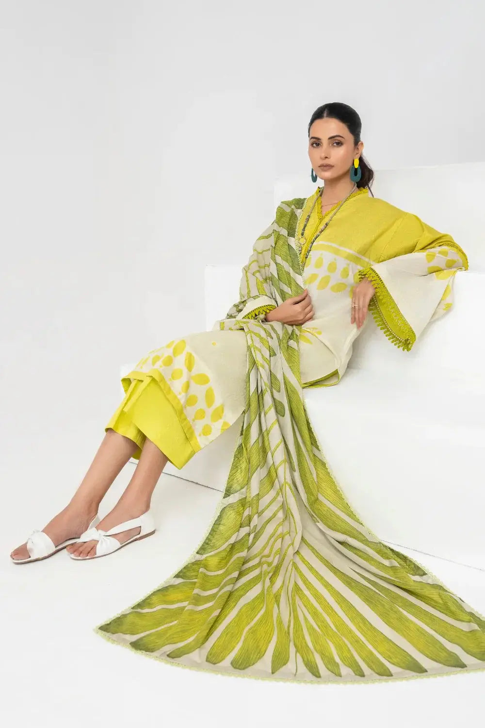 Ittehad | Printed Lawn 24 | IP3P06-3PS-LMN - Pakistani Designer Dress - by Ittehad | Type: Casuals - 100% Original at Saira Sultan