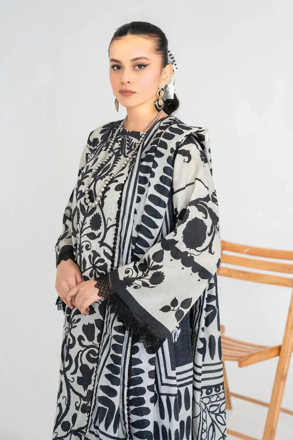 Ittehad | Printed Lawn 24 | IP3P08-3PS-LGY - Pakistani Designer Dress - by Ittehad | Type: Casuals - 100% Original at Saira Sultan