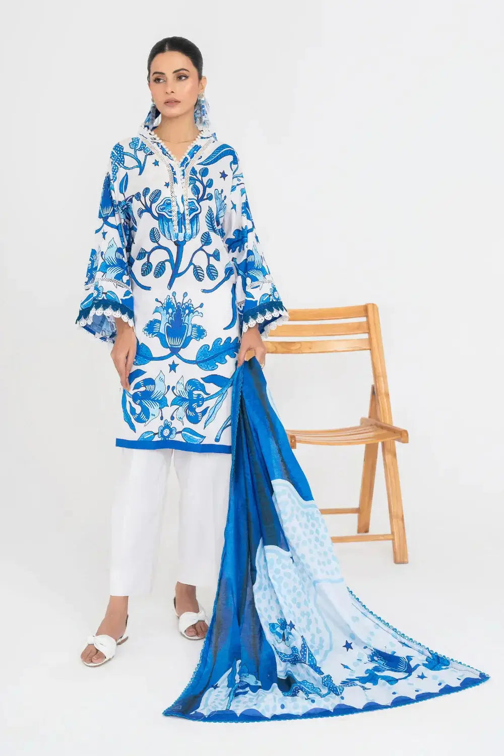 Ittehad | Printed Lawn 24 | IP3P10-3PS-BLU - Pakistani Designer Dress - by Ittehad | Type: Casuals - 100% Original at Saira Sultan