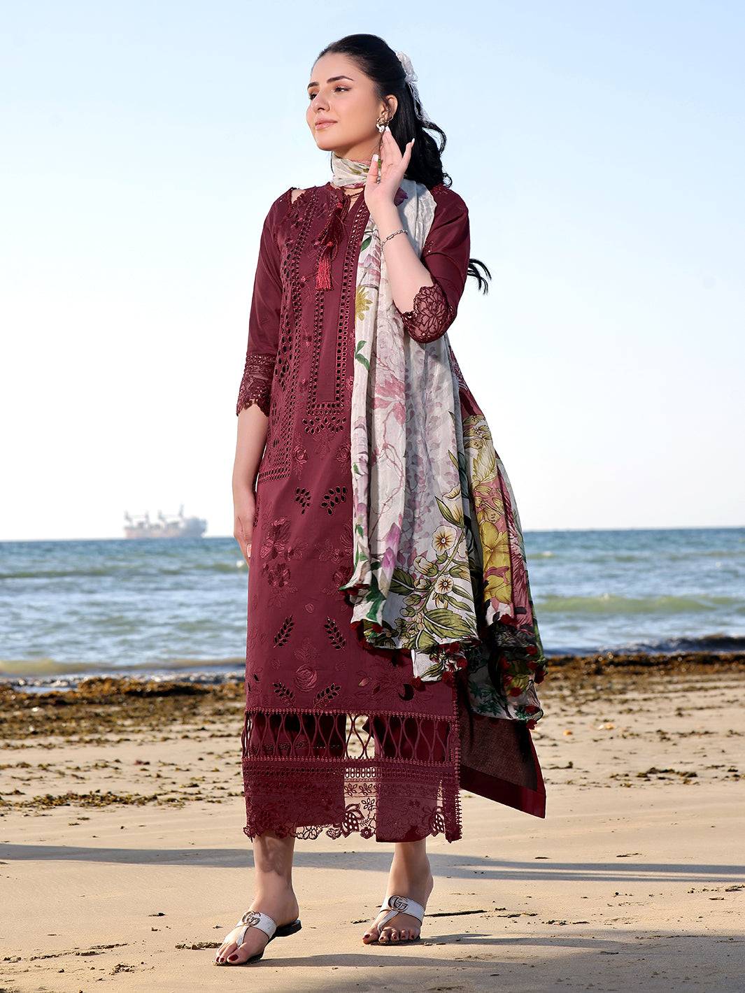 Izel | Saahil Signature Lawn 24 | LALEEN - Pakistani Designer Dress - by Izel | Type: Luxury - 100% Original at Saira Sultan