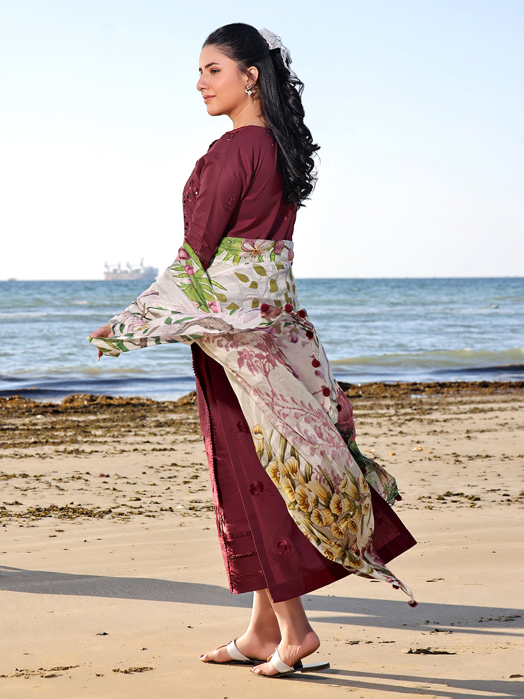 Izel | Saahil Signature Lawn 24 | LALEEN -  Izel Luxury -  Saira Sultan