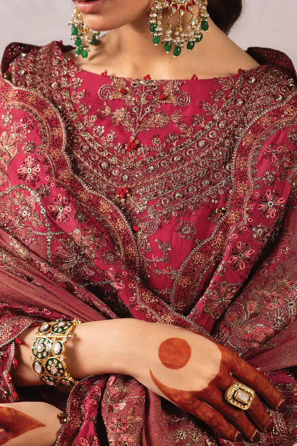 Iznik | Shendi Luxury Formals 23 | ISC-08 MANAK - Pakistani Designer Dress - by Iznik | Type: Formal - 100% Original at Saira Sultan