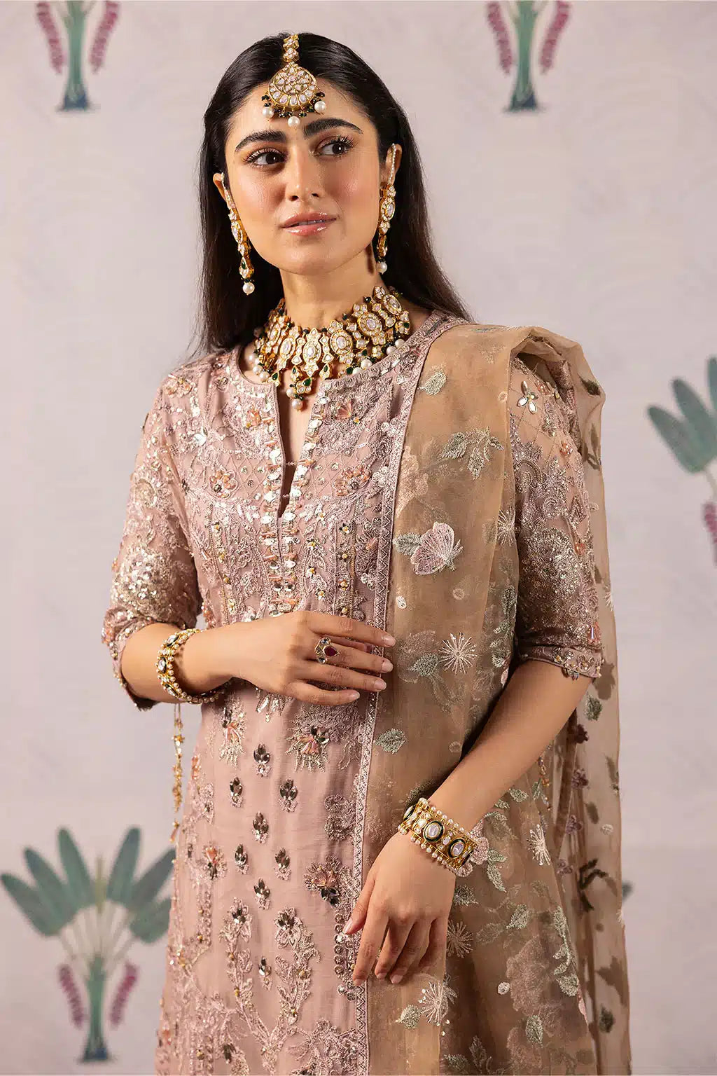 Iznik | Shendi Luxury Formals 23 | ISC-04 MAALA - Pakistani Designer Dress - by Iznik | Type: Formal - 100% Original at Saira Sultan