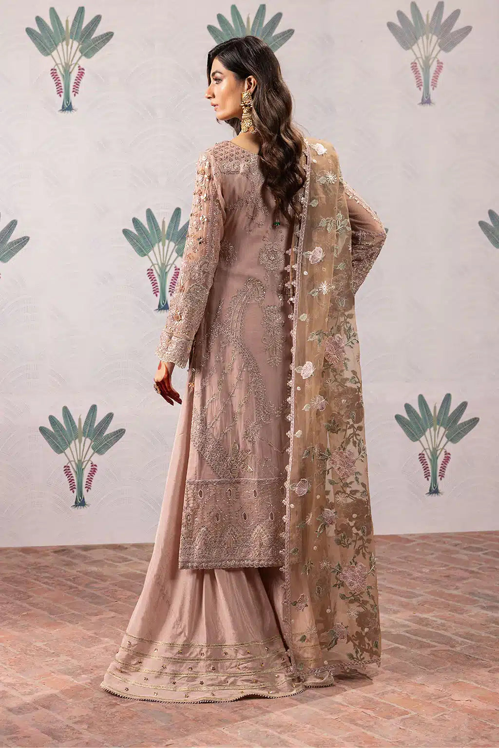 Iznik | Shendi Luxury Formals 23 | ISC-04 MAALA - Pakistani Designer Dress - by Iznik | Type: Formal - 100% Original at Saira Sultan