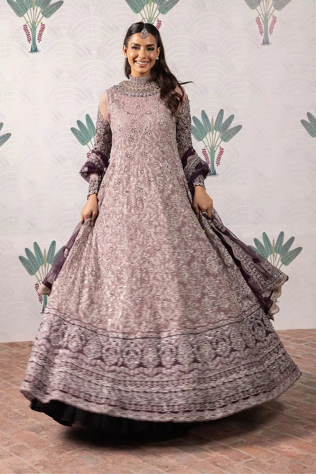 Iznik | Shendi Luxury Formals 23 | ISC-05 KAAFISHA - Pakistani Designer Dress - by Iznik | Type: Formal - 100% Original at Saira Sultan