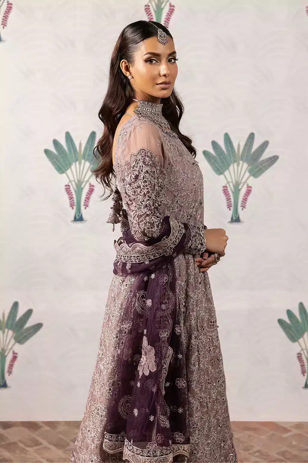 Iznik | Shendi Luxury Formals 23 | ISC-05 KAAFISHA - Pakistani Designer Dress - by Iznik | Type: Formal - 100% Original at Saira Sultan