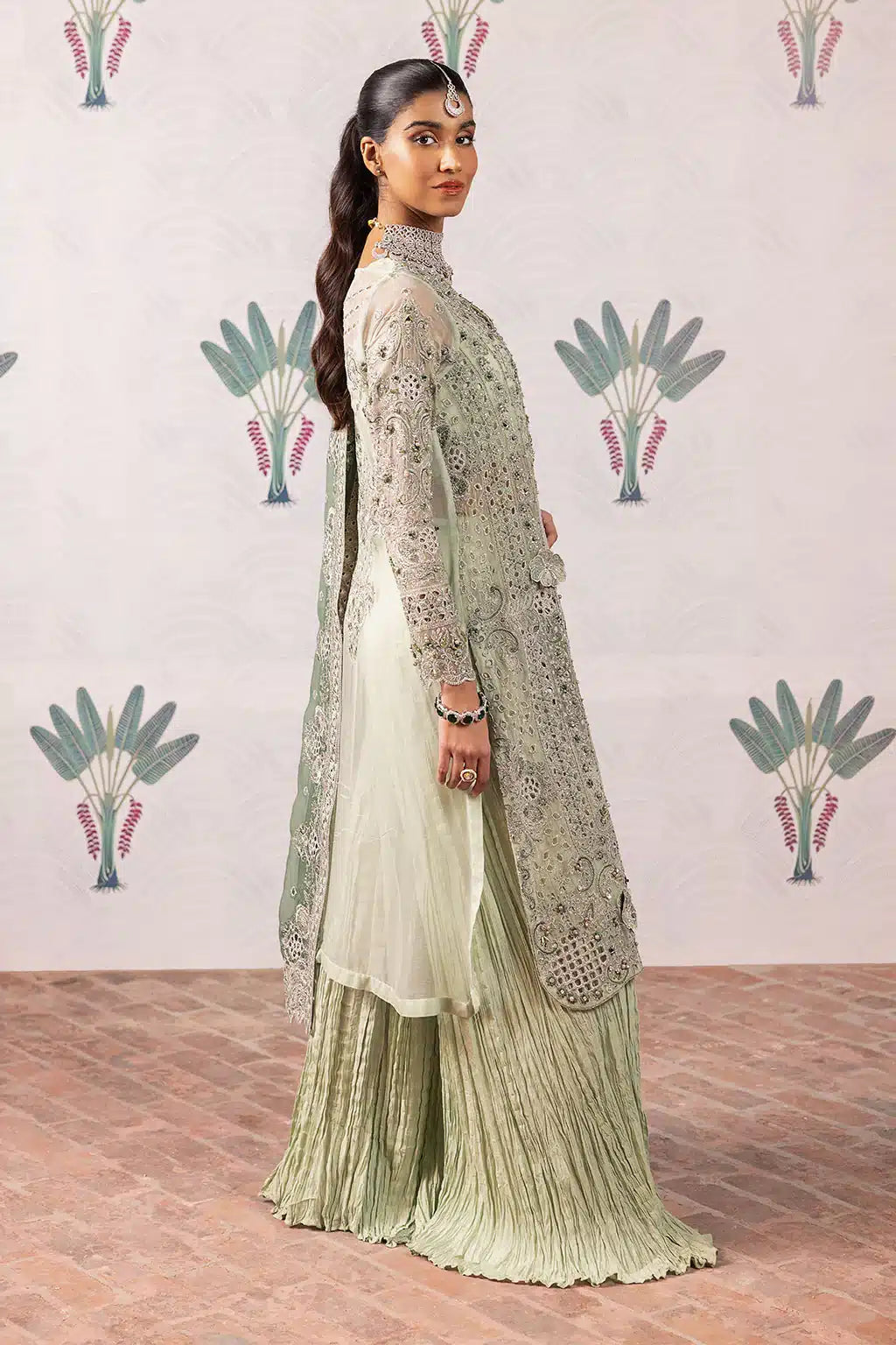 Iznik | Shendi Luxury Formals 23 | ISC-06 TEHAR - Pakistani Designer Dress - by Iznik | Type: Formal - 100% Original at Saira Sultan