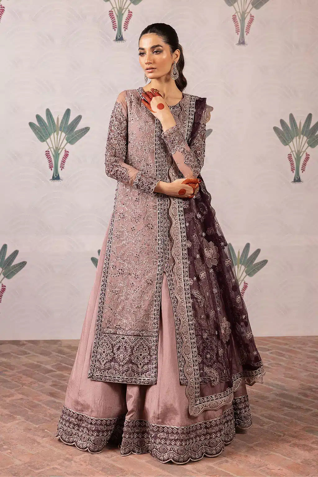 Iznik | Shendi Luxury Formals 23 | ISC-05 KAAFISHA - Pakistani Designer Dress - by Iznik | Type: Formal - 100% Original at Saira Sultan