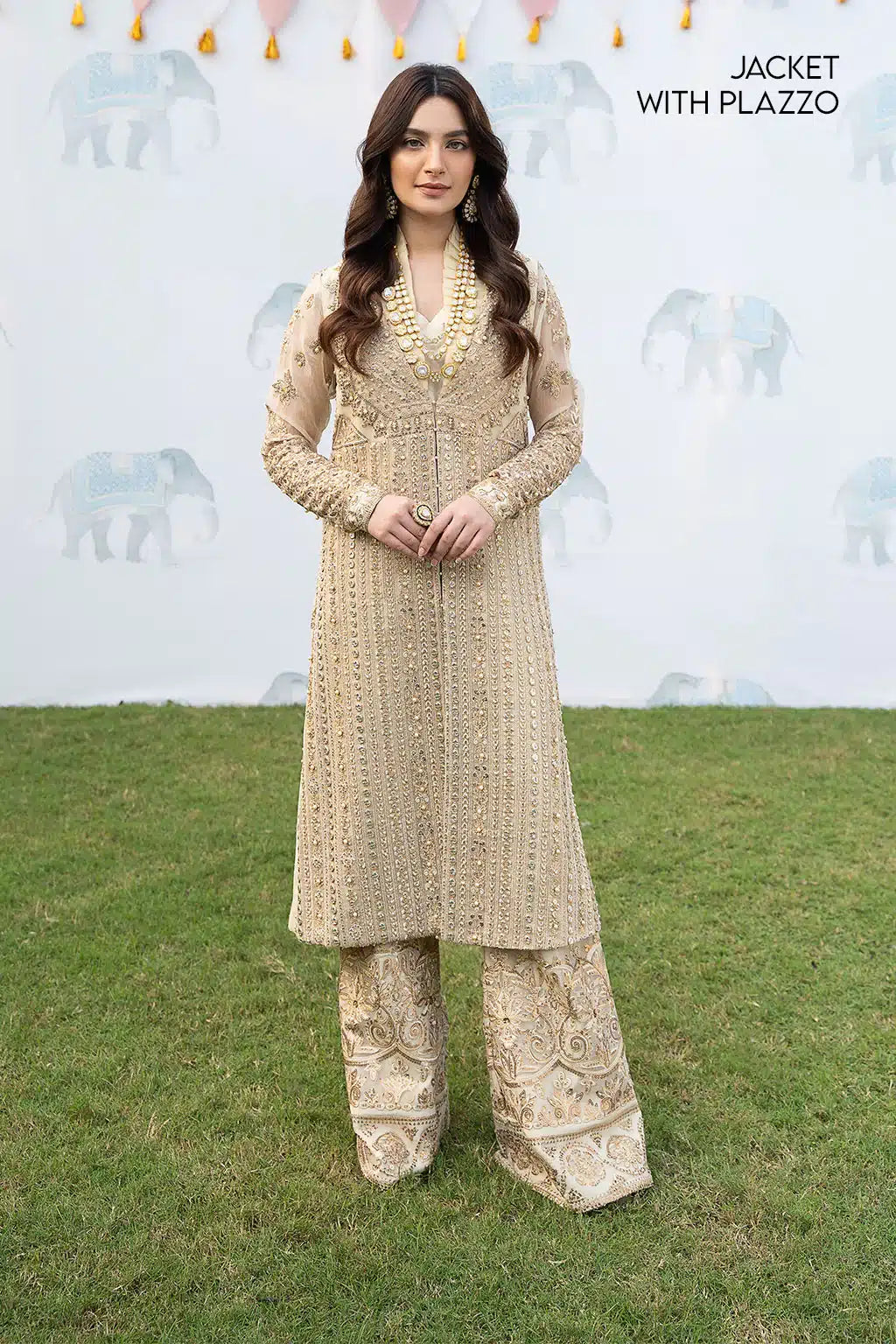 Iznik | Shendi Luxury Formals 23 | ISC-03 MAIYAA - Pakistani Designer Dress - by Iznik | Type: Formal - 100% Original at Saira Sultan