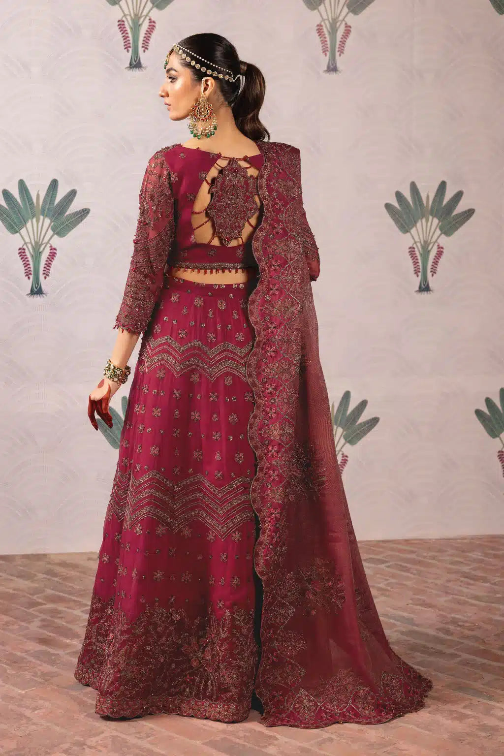 Iznik | Shendi Luxury Formals 23 | ISC-08 MANAK - Pakistani Designer Dress - by Iznik | Type: Formal - 100% Original at Saira Sultan