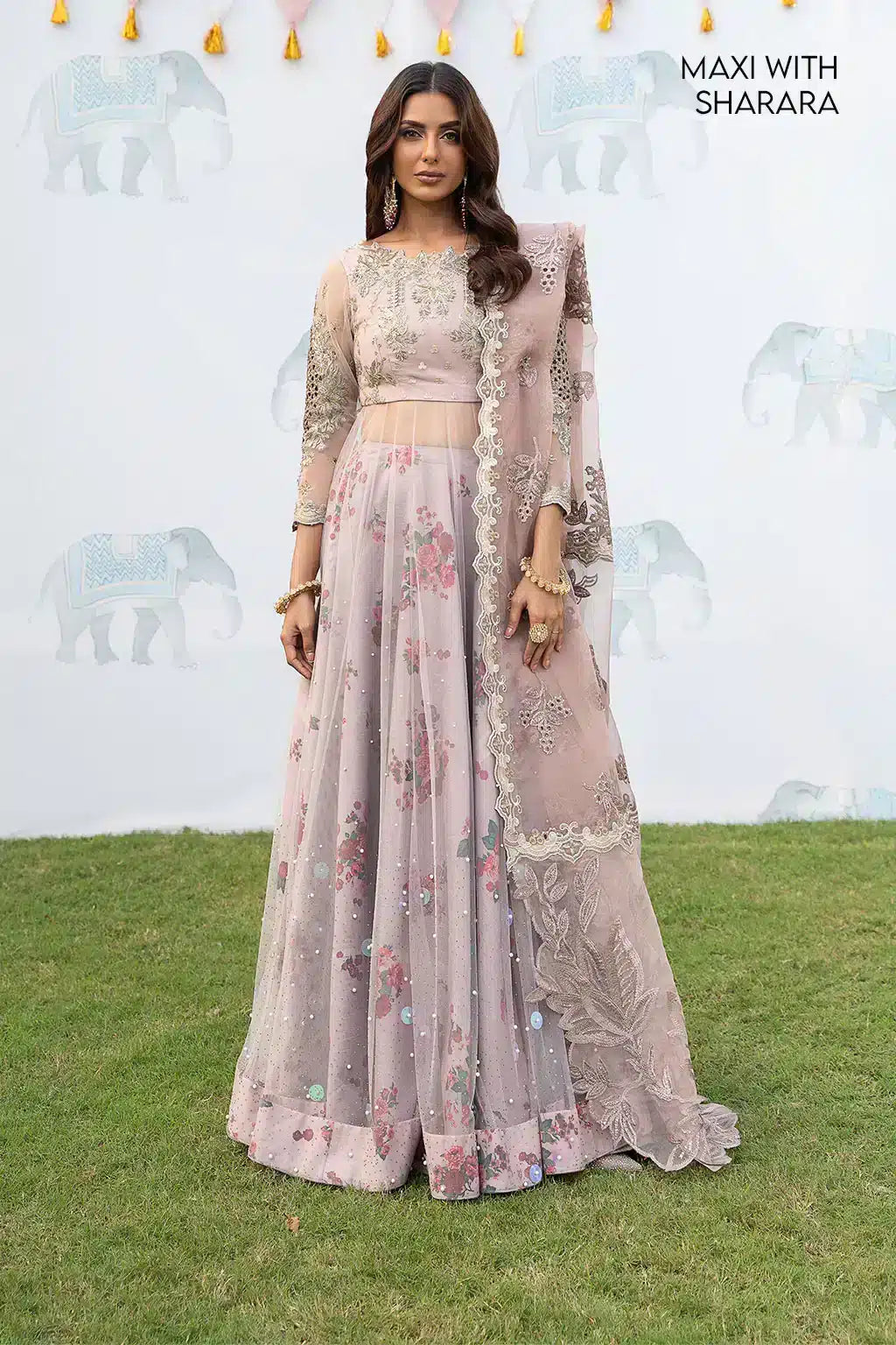 Iznik | Shendi Luxury Formals 23 | ISC-01 SAAHIRA - Pakistani Designer Dress - by Iznik | Type: Formal - 100% Original at Saira Sultan