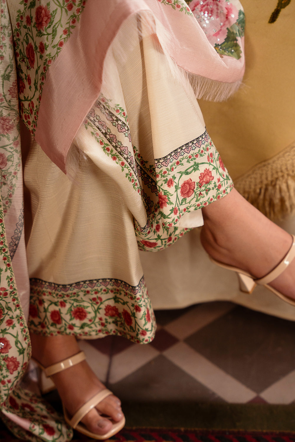Saira Rizwan | Dahini Silk Pret | ADELIA -SRLP07-25 L Beige Raw Silk