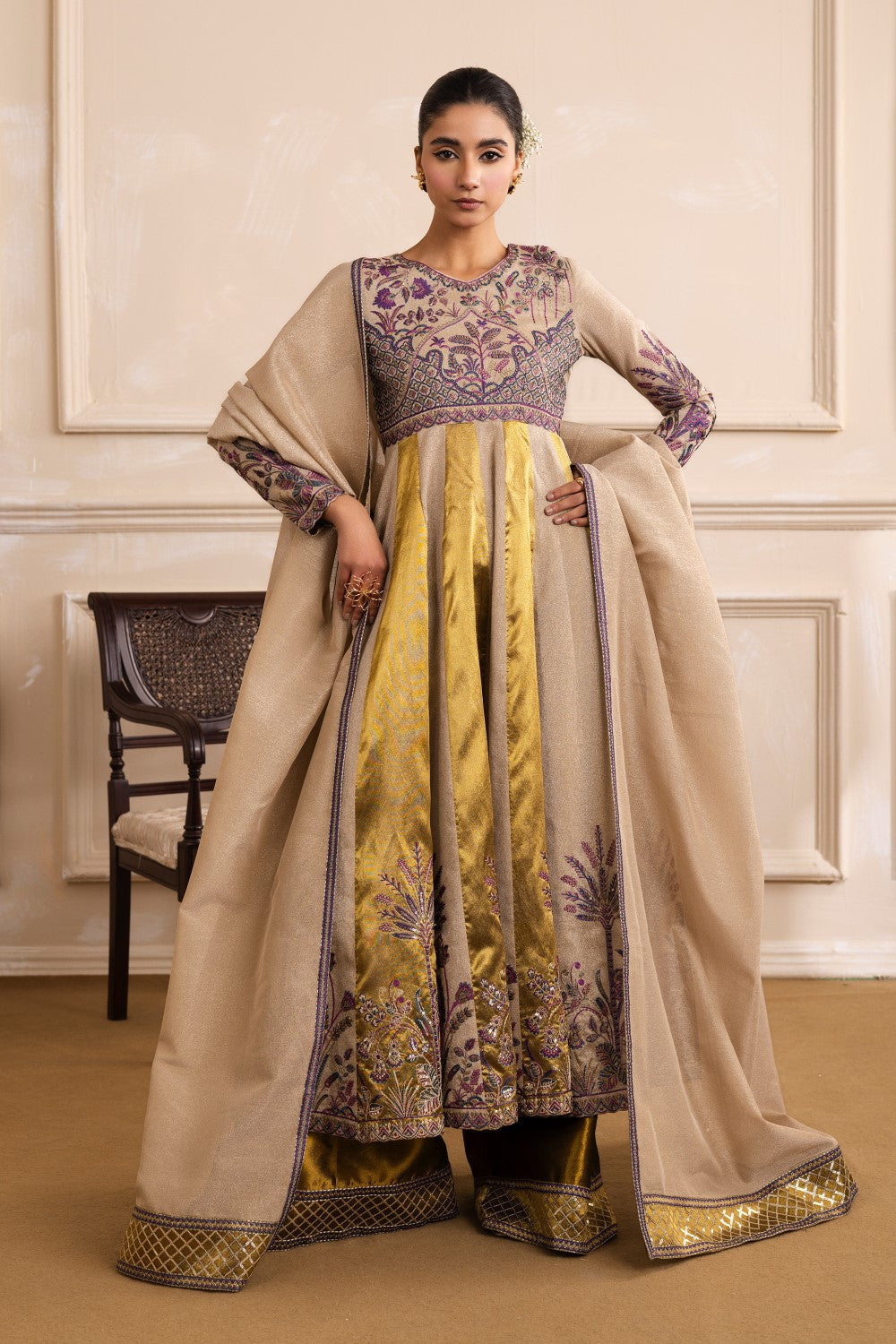 Maryum N Maria | Izara Formals | KARIMA - MW40035 XS Golden Zari Tissue