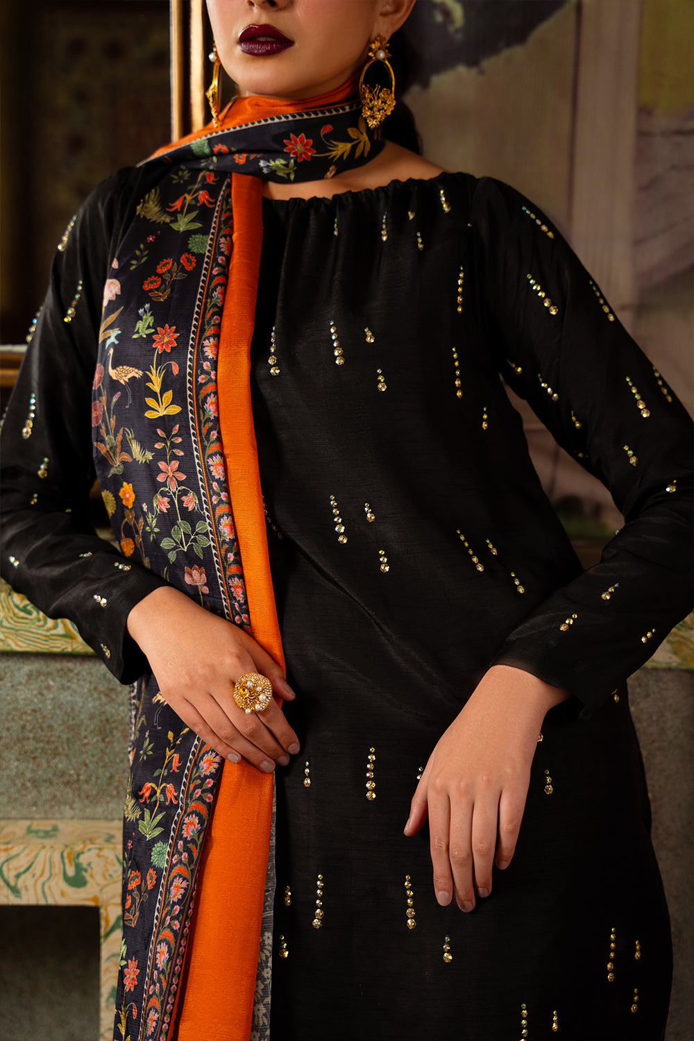 Saira Rizwan | Dahini Silk Pret | ESMA - SRLP02-25 L Black Raw Silk
